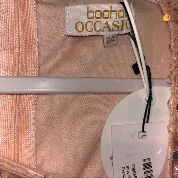 New Boohoo Plus Size Occasion pink Sequin Contrast Midi Dress size 24 4X - Picture 7 of 8